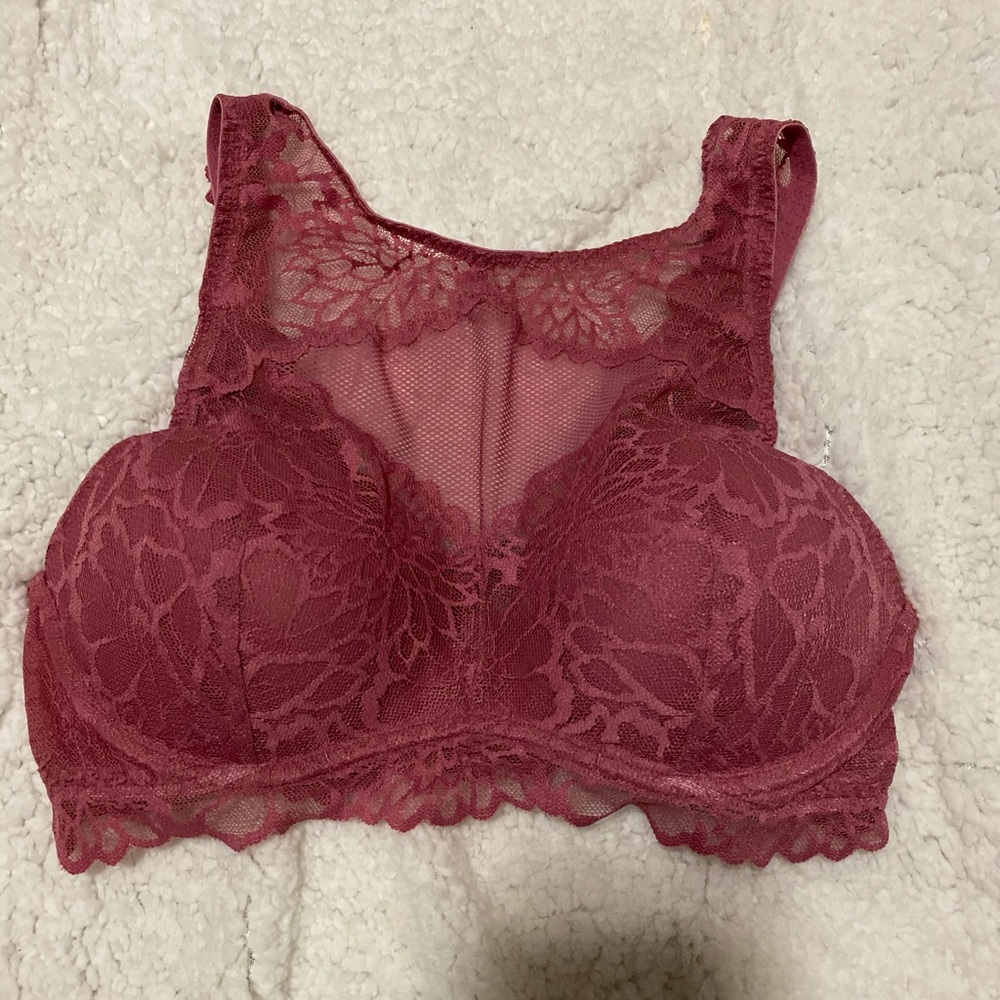 Victorias Secret Lacy bralettee